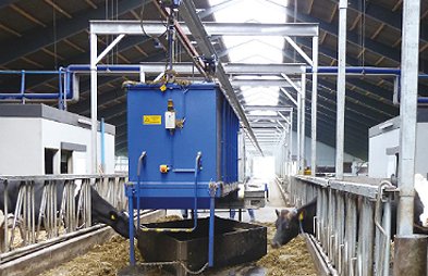Automatic cattle feed system with Akapp